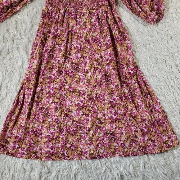 J. Crew Smocked puff-sleeve dress in faded floral - size Large - Picture 4 of 12